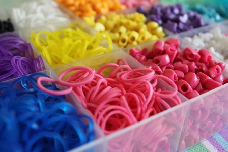 Plastic Storage Box - Store your Rainbow Loom bands!